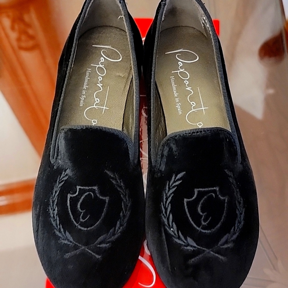 Papanatas sz 32 boy's black loafers NWT